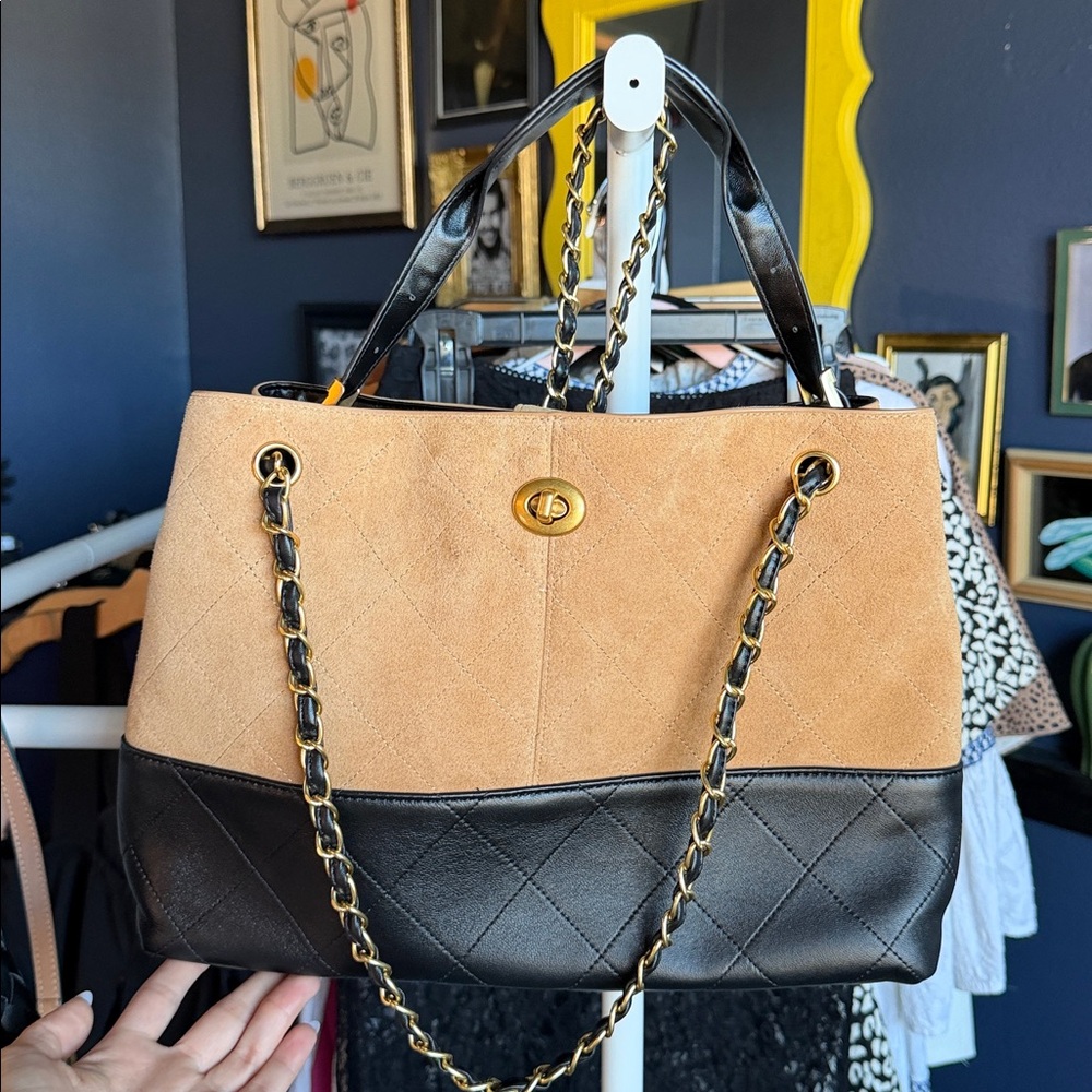 Designer Inspired Tan and Black Women's Bag - Picture 4 of 6